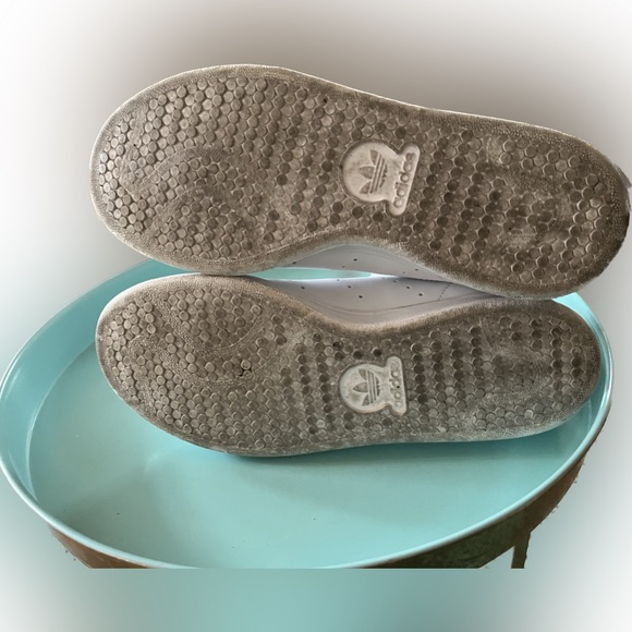 Adidas Stan Smths size 6.5 - Picture 3 of 4